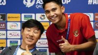 Shin Tae-yong Minta Maaf ke Suporter Indonesia Soal Kelakuan Marselino Ferdinan Shin Tae-yong Minta Maaf ke Suporter Indonesia Soal Kelakuan Marselino Ferdinan