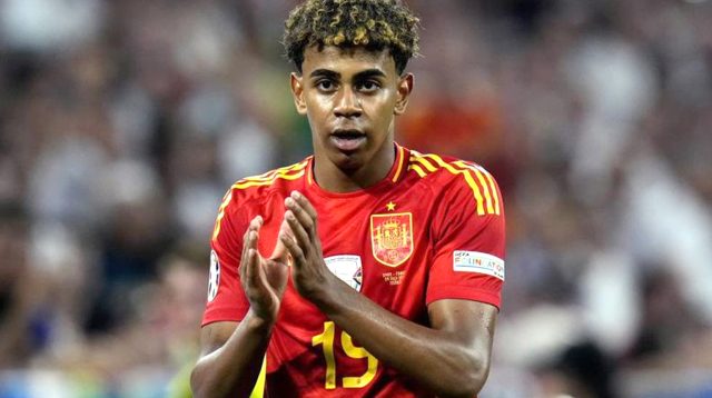 Ayah Lamine Yamal Ditusuk di Barcelona Ayah Lamine Yamal Ditusuk di Barcelona
