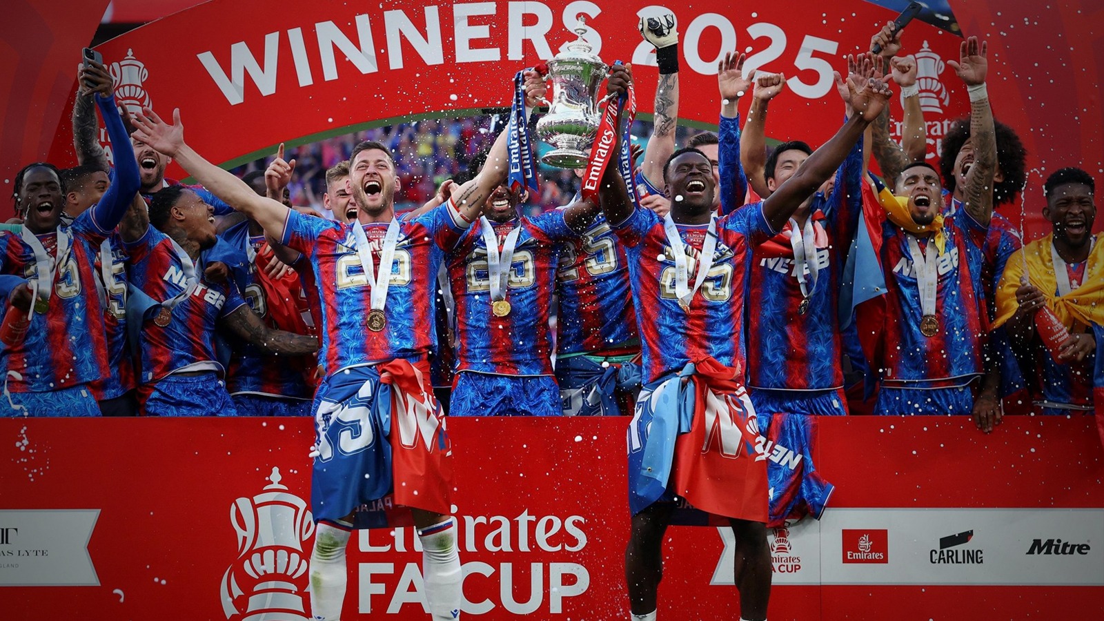 Crystal Palace Jadi Klub Baru Mees Hilgers di Premier League? Crystal Palace Jadi Klub Baru Mees Hilgers di Premier League?