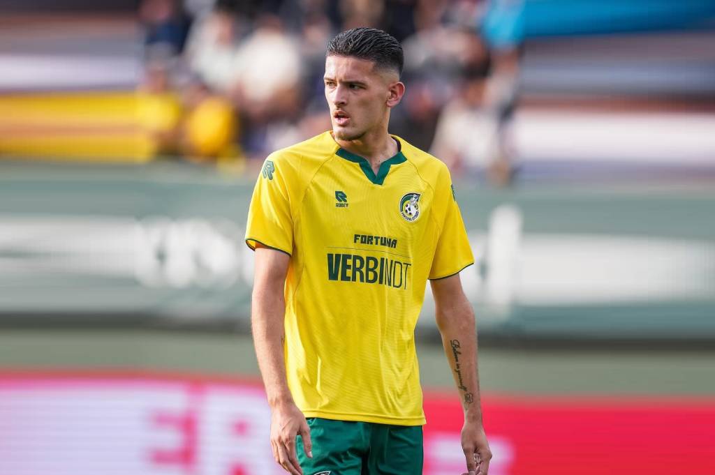 Justin Hubner Tampil Solid 90 Menit Bawa Fortuna Sittard Lolos ke Putaran Kedua KNVB Cup Justin Hubner Tampil Solid 90 Menit Bawa Fortuna Sittard Lolos ke Putaran Kedua KNVB Cup